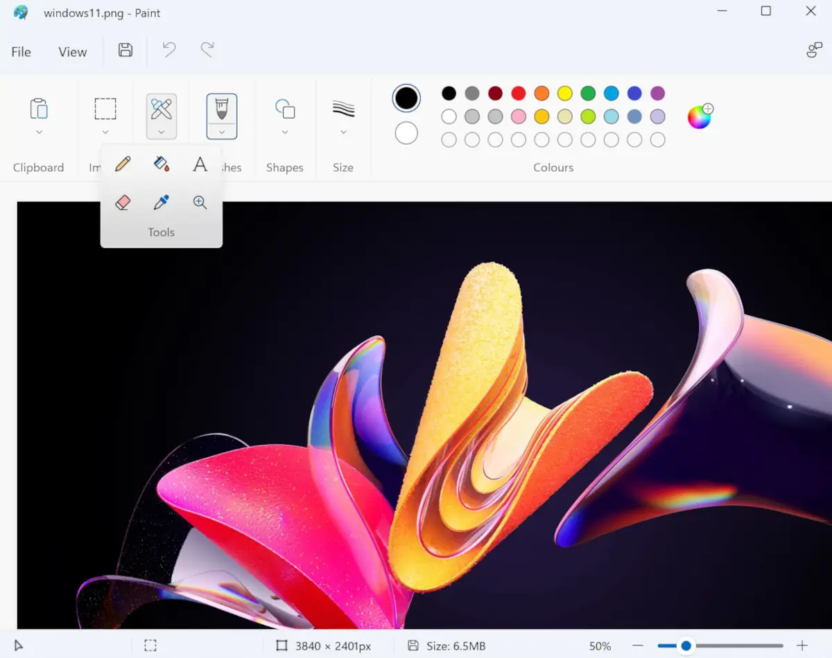 Paint ejecutándose en Windows 11.